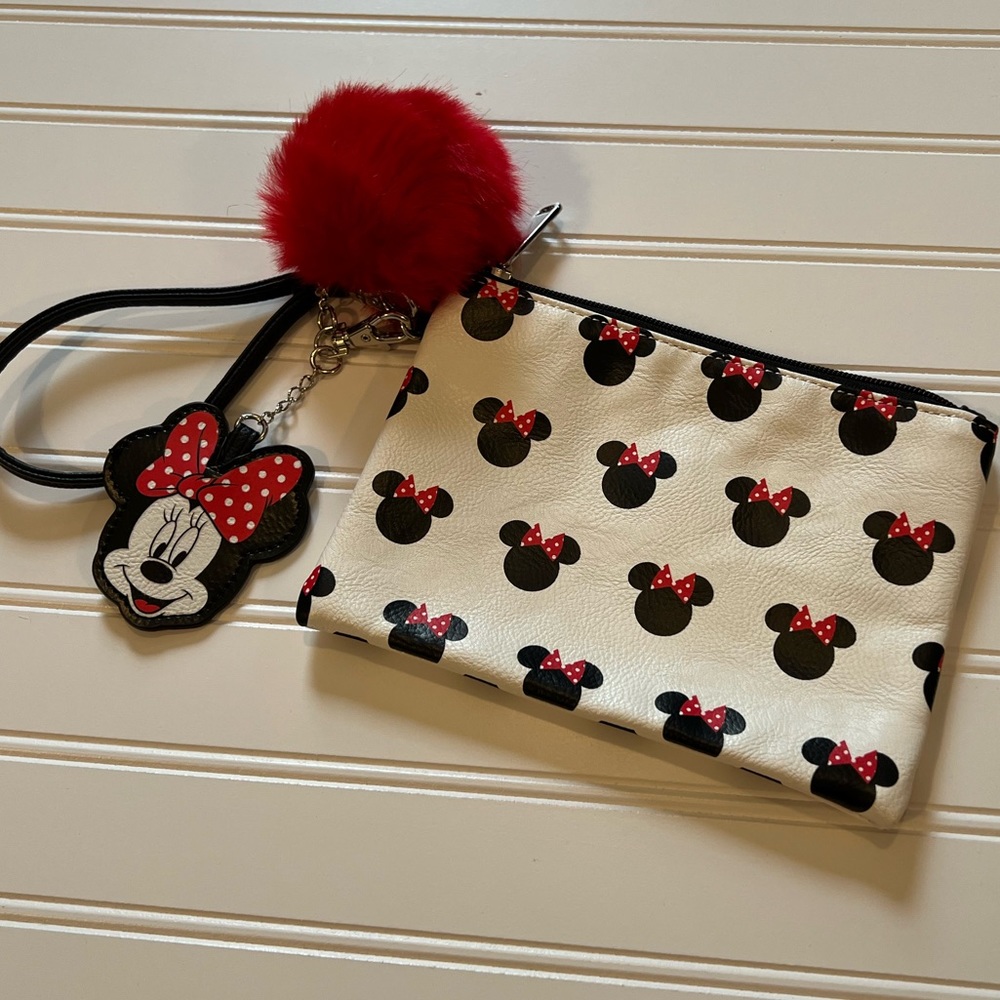 Disney Minnie Mouse Wristlet